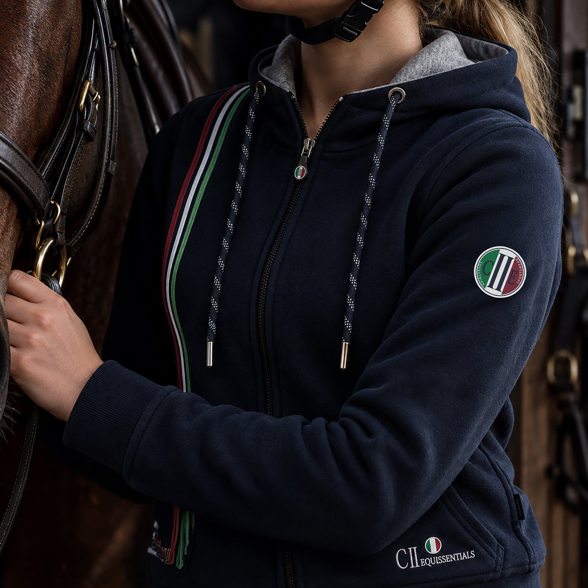 MENTECA Longsleeved Zip Hoodie Navy (Black Iris)
