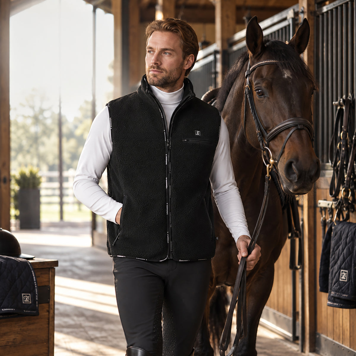ELK GROVE Sherpa Fleece Vest Black (Jet Black)